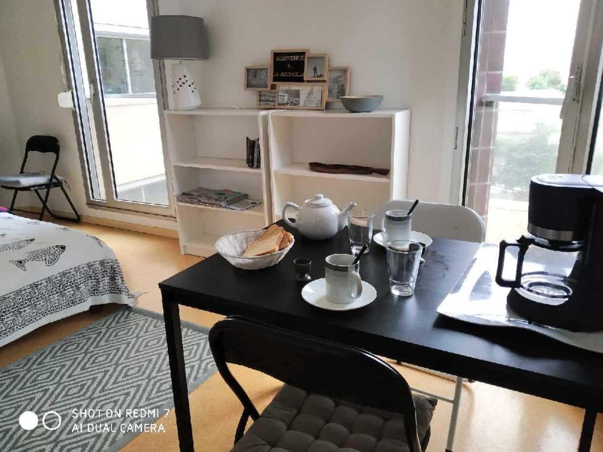 Studio lumineux proche Centre ville et plage La Rochelle  Extérieur photo
